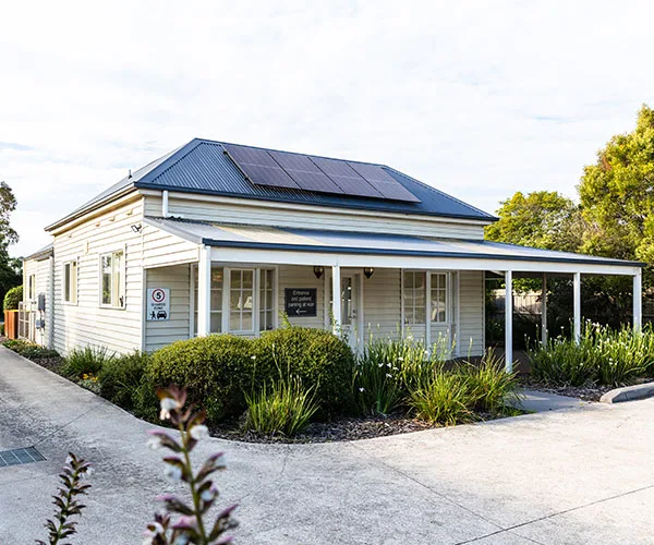 The Smile Place clinic and garden on Nepean Highway